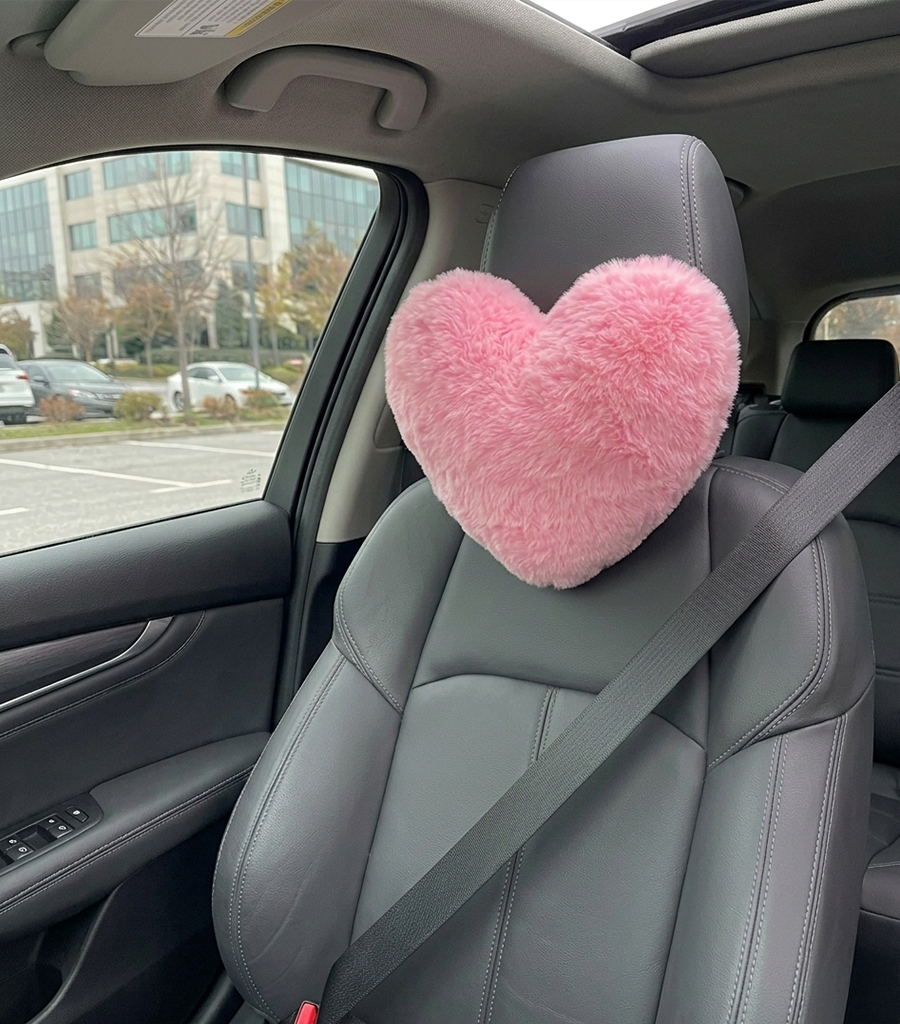Pembe Kalpli Peluş Araba Yastığı